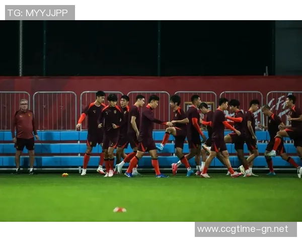 凌晨1点，世界杯抽签亚洲8队“围炉夜话”，死亡之组阴影下的豪情与宿命